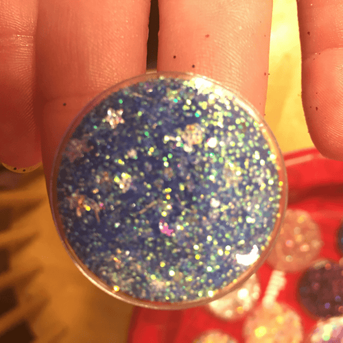 Moon And Back - Main glitter site 